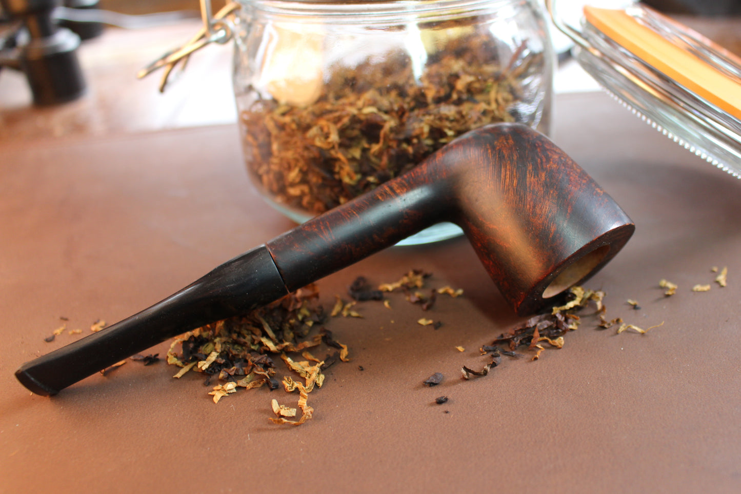 Tobacco Pipe made in UK. Handmade Briar Pipe. Straight stem pipe. Rear side