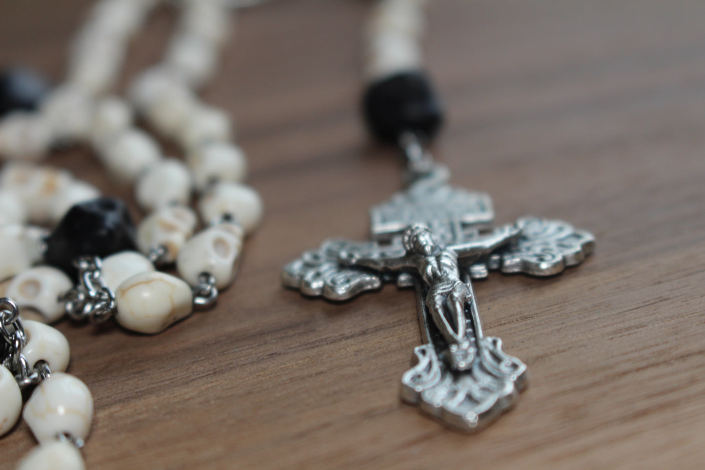 Skull 'Memento Mori' Rosary